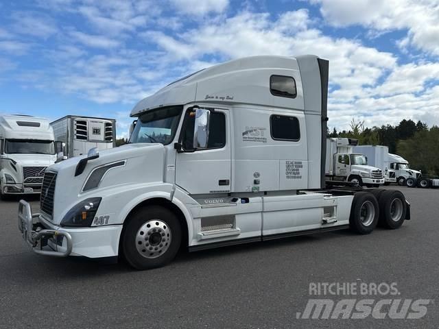 Volvo VNL 780 Τράκτορες