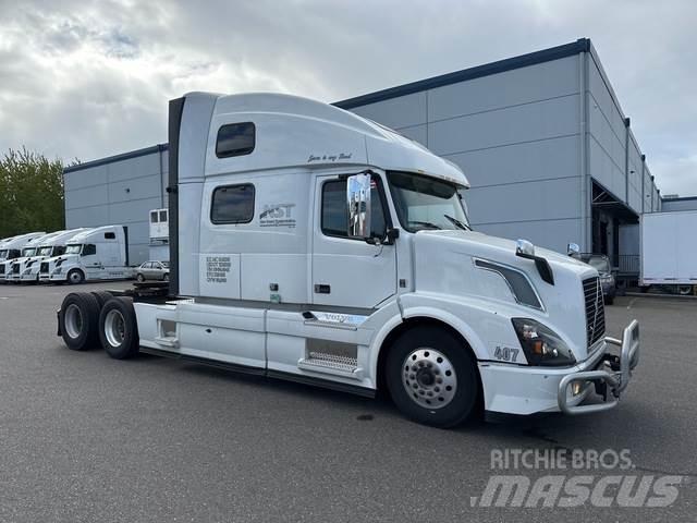 Volvo VNL 780 Τράκτορες