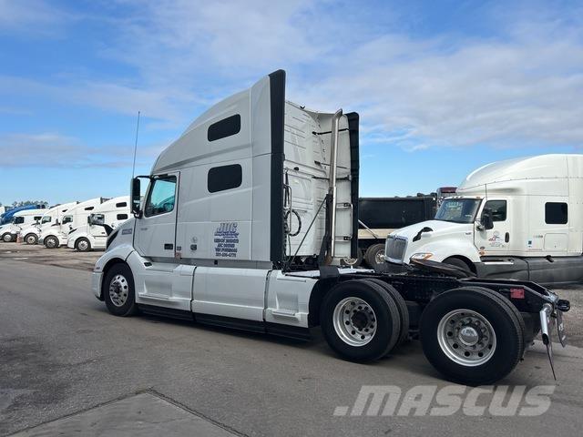 Volvo VNL760 Τράκτορες