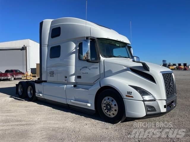 Volvo VNL860 Τράκτορες