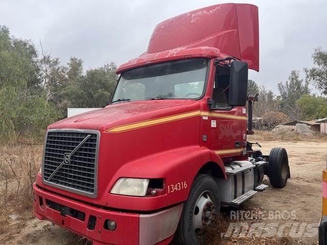 Volvo VNM Τράκτορες