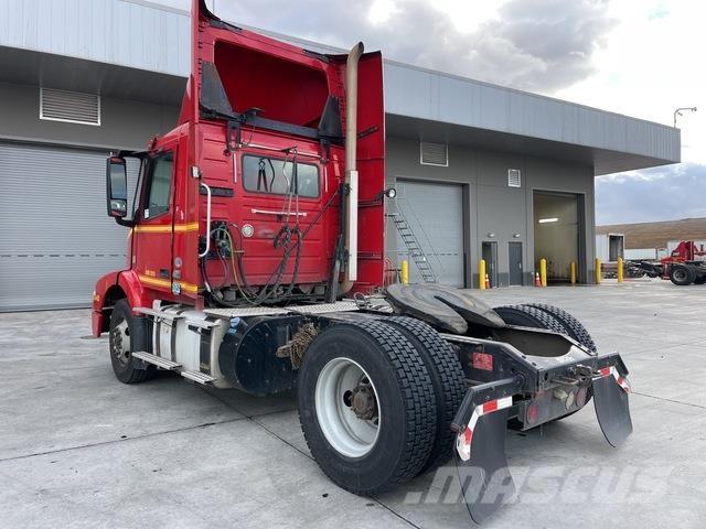 Volvo VNM Τράκτορες