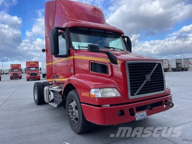 Volvo VNM Τράκτορες