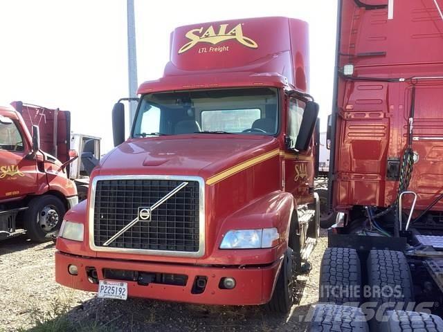 Volvo VNM Τράκτορες