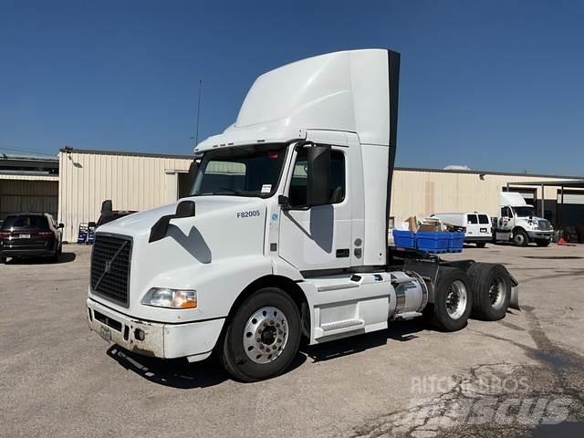 Volvo VNM Τράκτορες