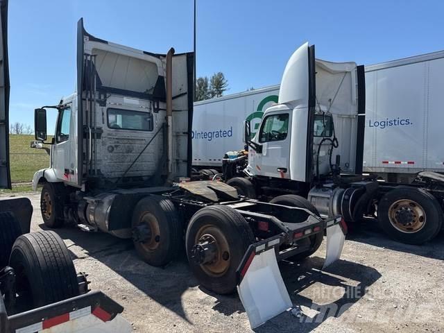 Volvo VNM Τράκτορες