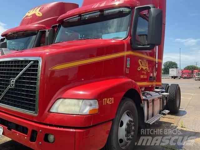 Volvo VNM Τράκτορες