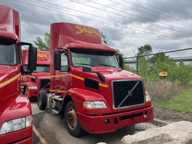 Volvo VNM Τράκτορες
