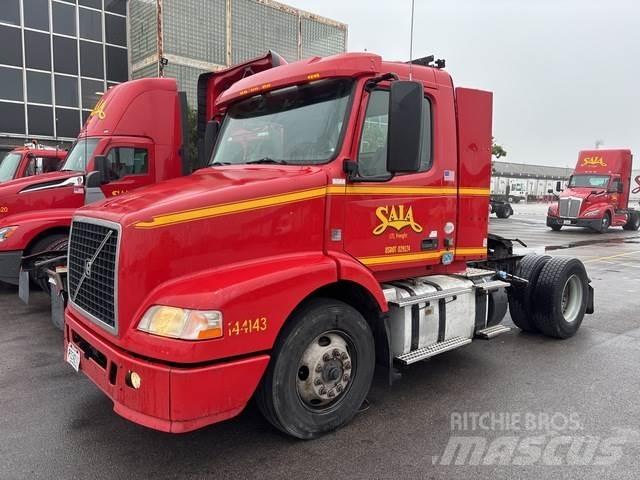 Volvo VNM Τράκτορες