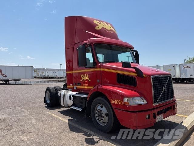 Volvo VNM Τράκτορες