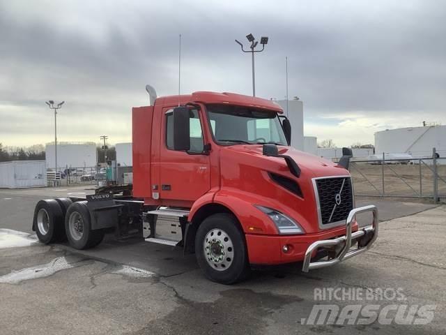 Volvo VNR Τράκτορες
