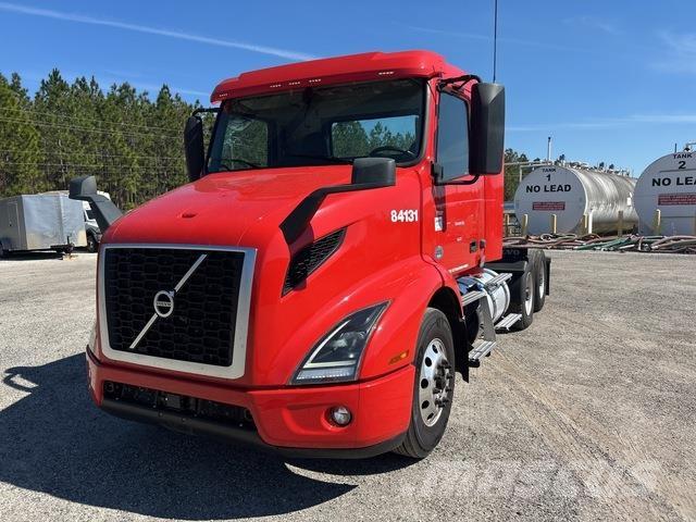 Volvo VNR Τράκτορες