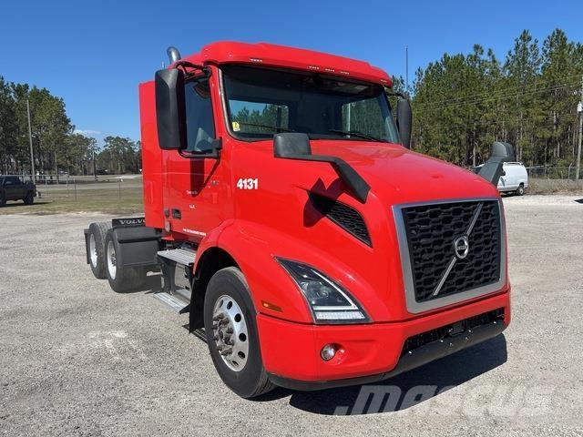 Volvo VNR Τράκτορες