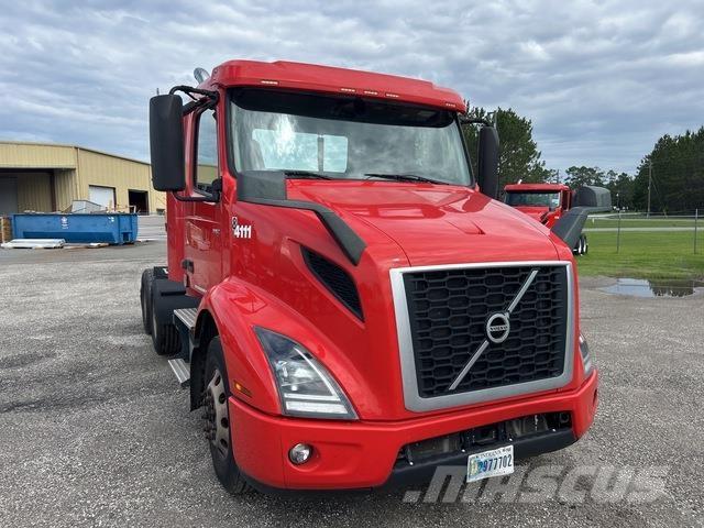 Volvo VNR Τράκτορες