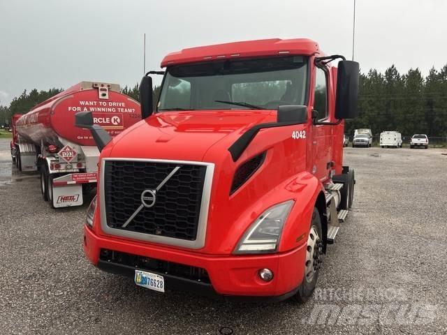 Volvo VNR Τράκτορες