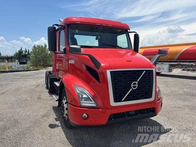 Volvo VNR Τράκτορες