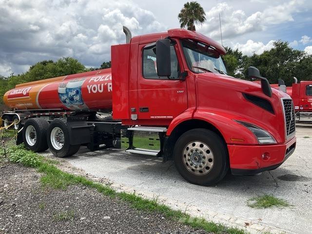 Volvo VNR Τράκτορες