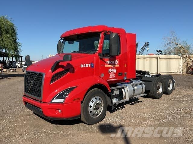 Volvo VNR Τράκτορες