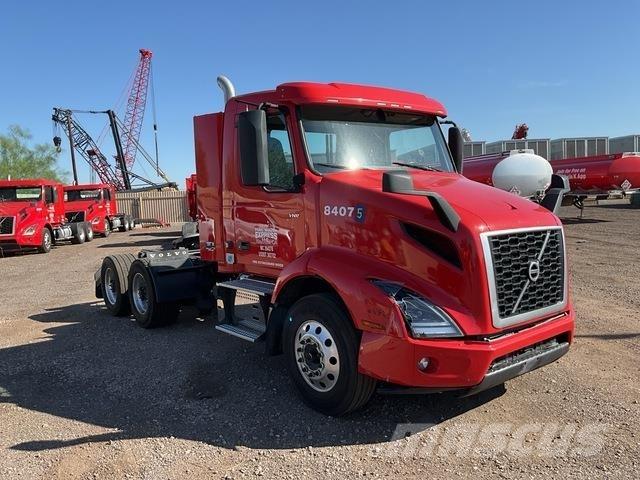 Volvo VNR Τράκτορες