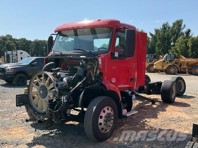 Volvo VNR Τράκτορες