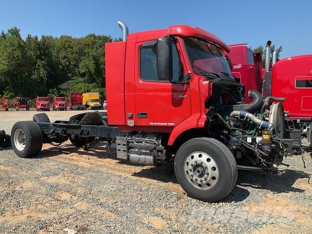 Volvo VNR Τράκτορες