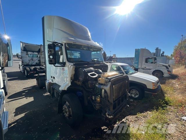 Volvo VNR Τράκτορες