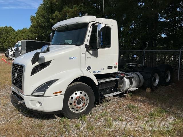 Volvo VNR Τράκτορες