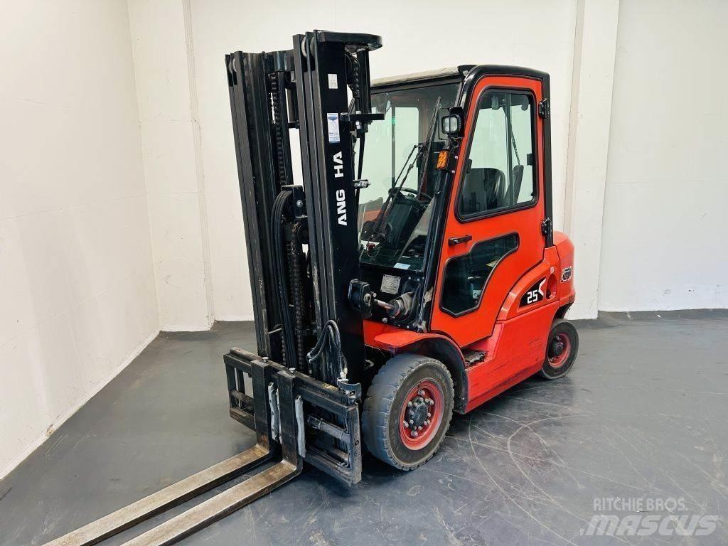 Hangcha CPCD25-XRW92F Πετρελαιοκίνητα Κλαρκ