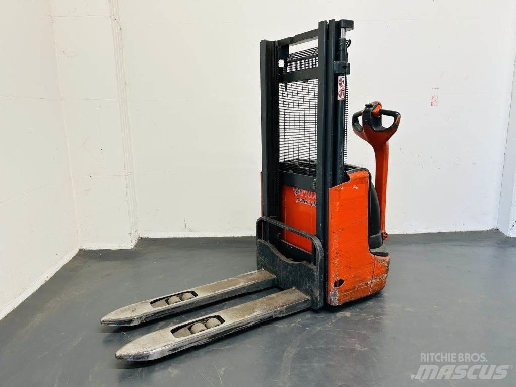 Linde L10 Παλετοφόρα πεζού χειριστή με ιστό