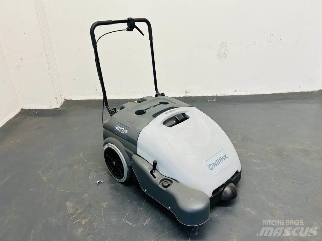 Nilfisk SW750 Σκούπες