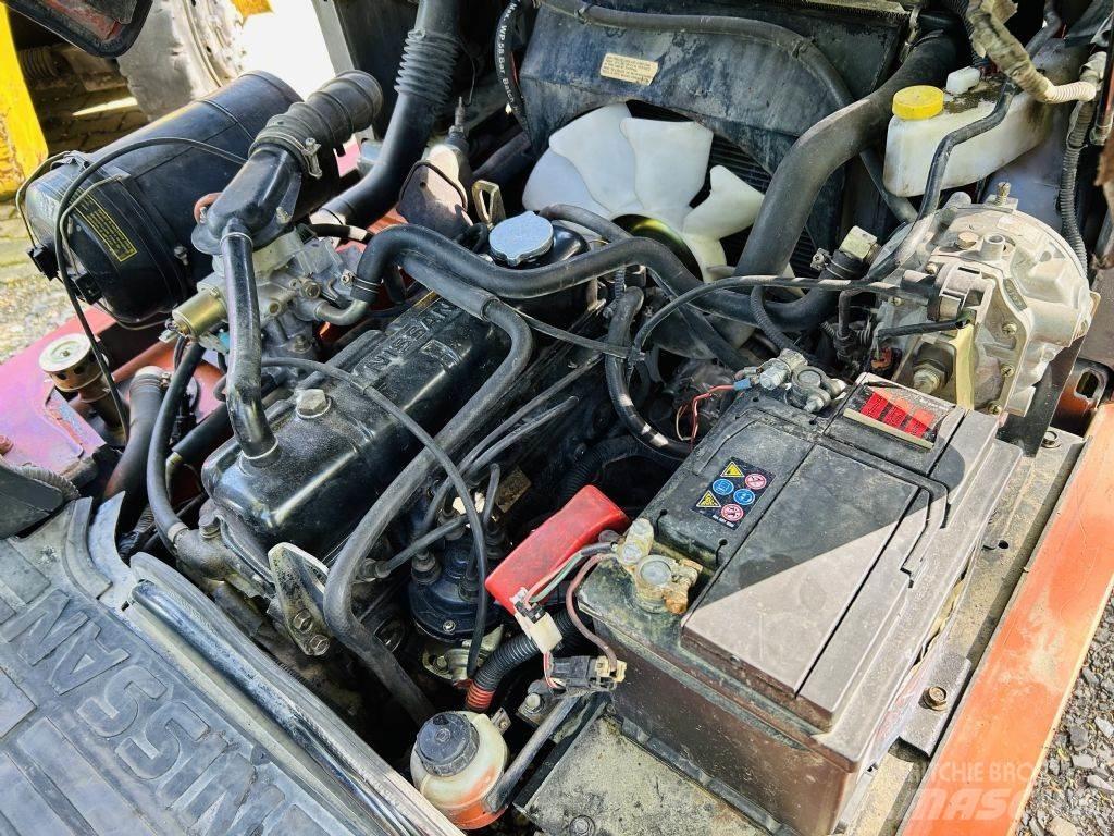 Nissan UD02A20PQ Περονοφόρα ανυψωτικά κλαρκ με φυσικό αέριο LPG