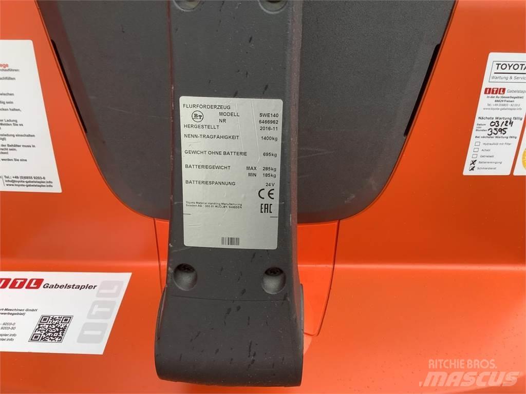 Toyota SWE140 Παλετοφόρα πεζού χειριστή με ιστό