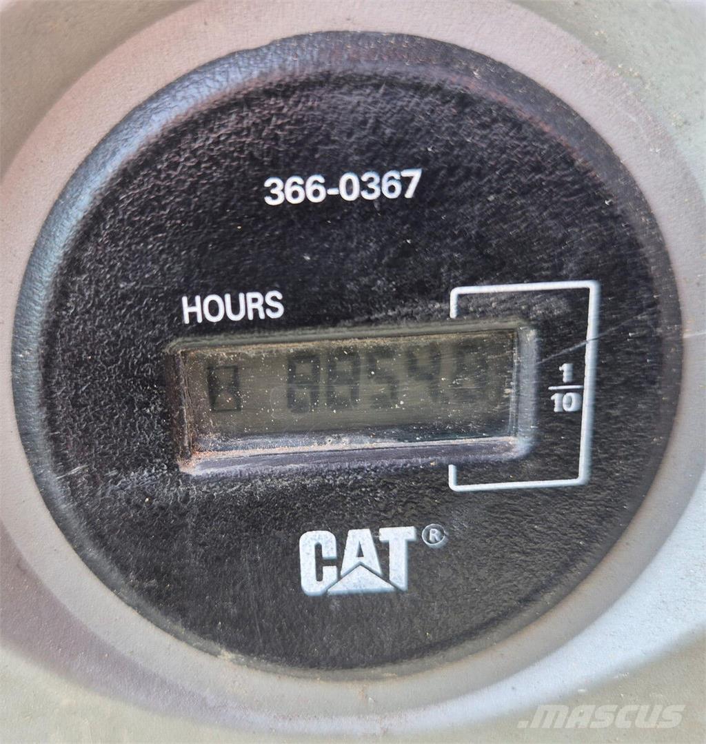 CAT 323ELN Εκσκαφείς με ερπύστριες