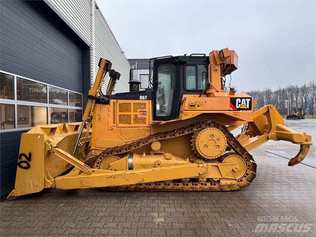CAT D6T Μπουλντόζες με ερπύστριες