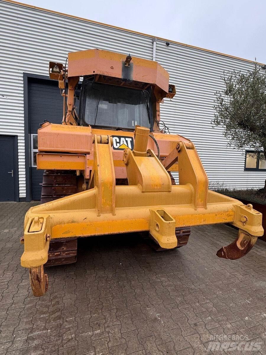 CAT D6T Μπουλντόζες με ερπύστριες