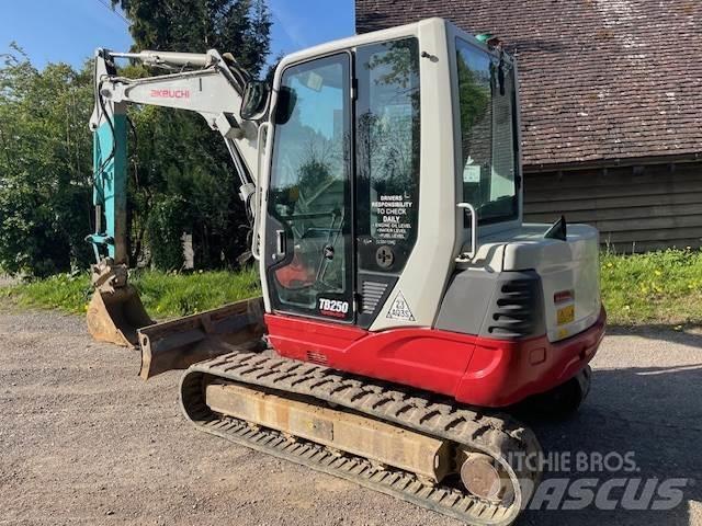 Takeuchi TB250 Μίνι εκσκαφείς 7t - 12t