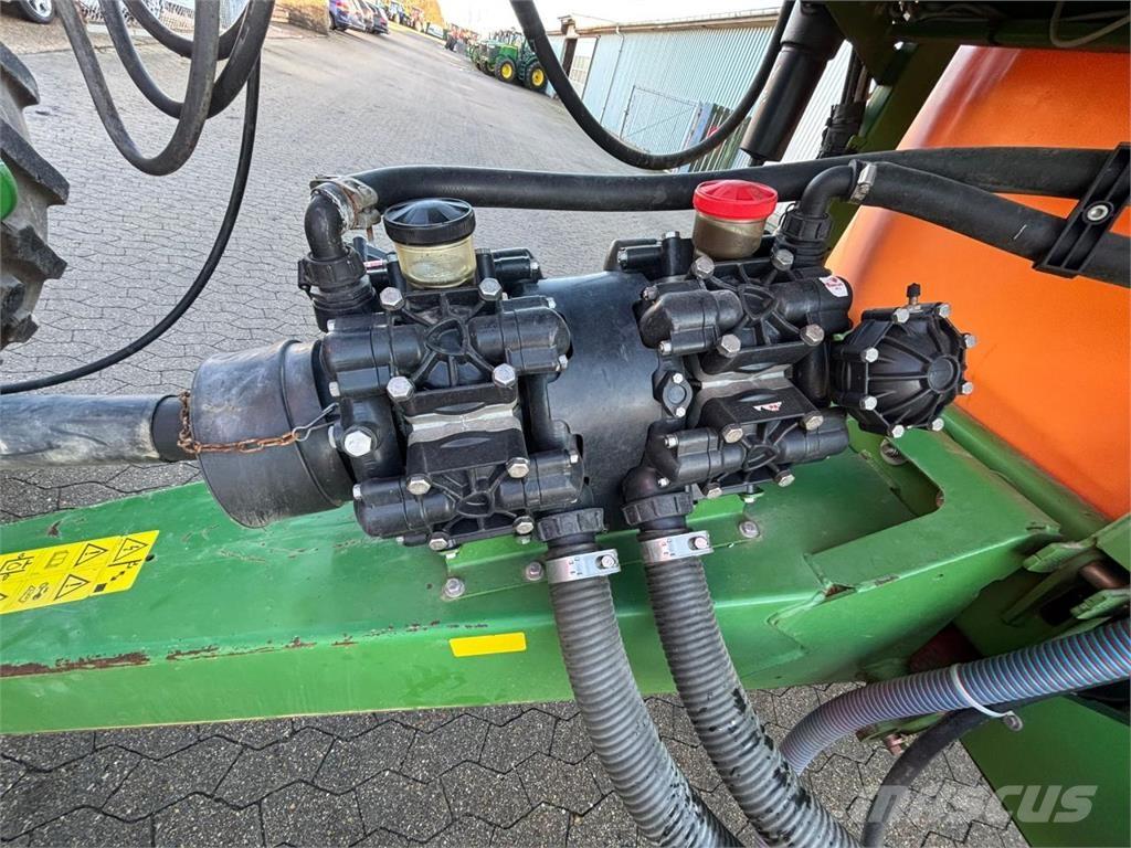 Amazone UX6200 Ρυμουλκούμενα ψεκαστικά