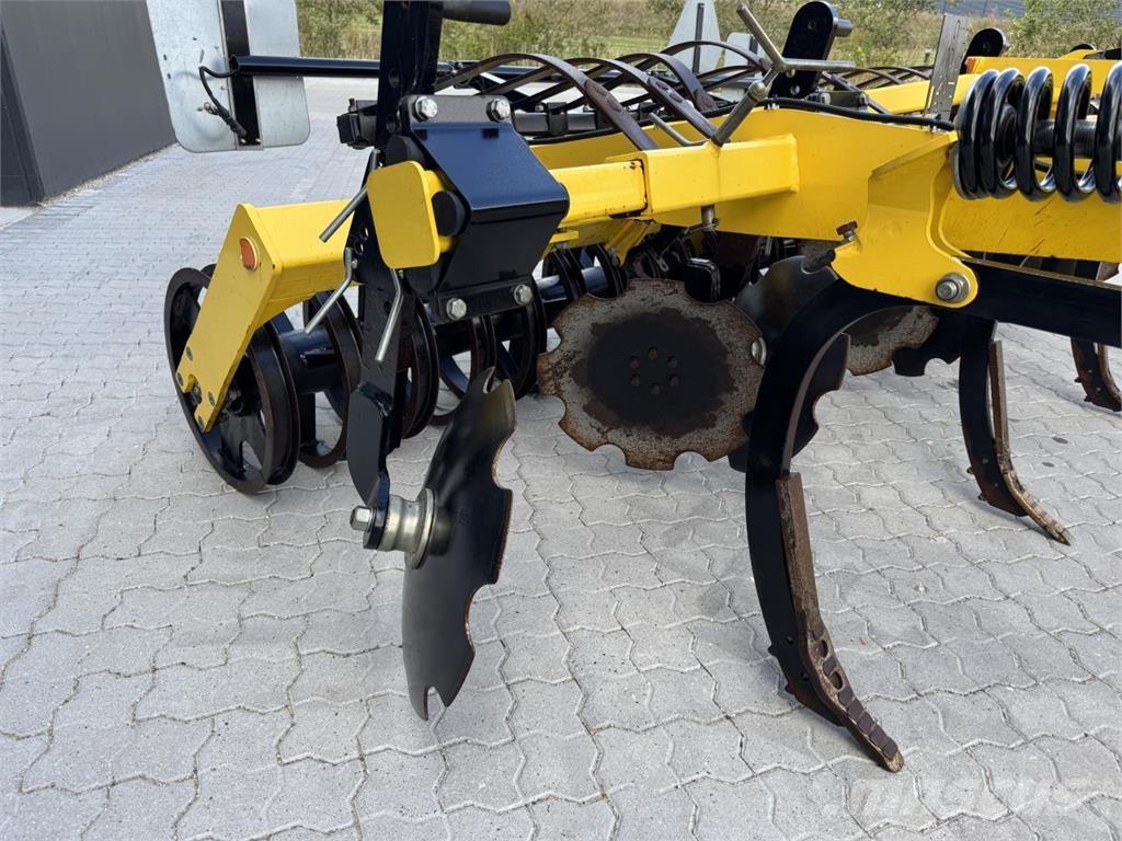 Bednar 350 Σβάρνες