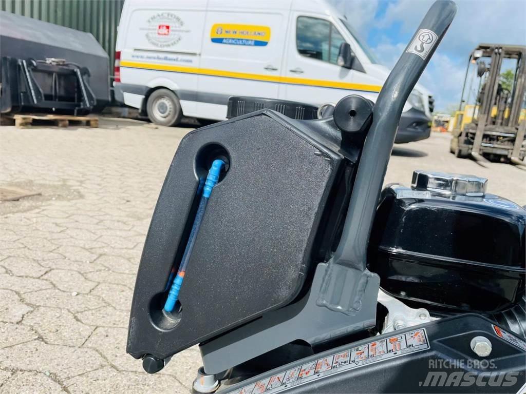 Bomag BP 12/50A W Επίπεδοι κόπανοι