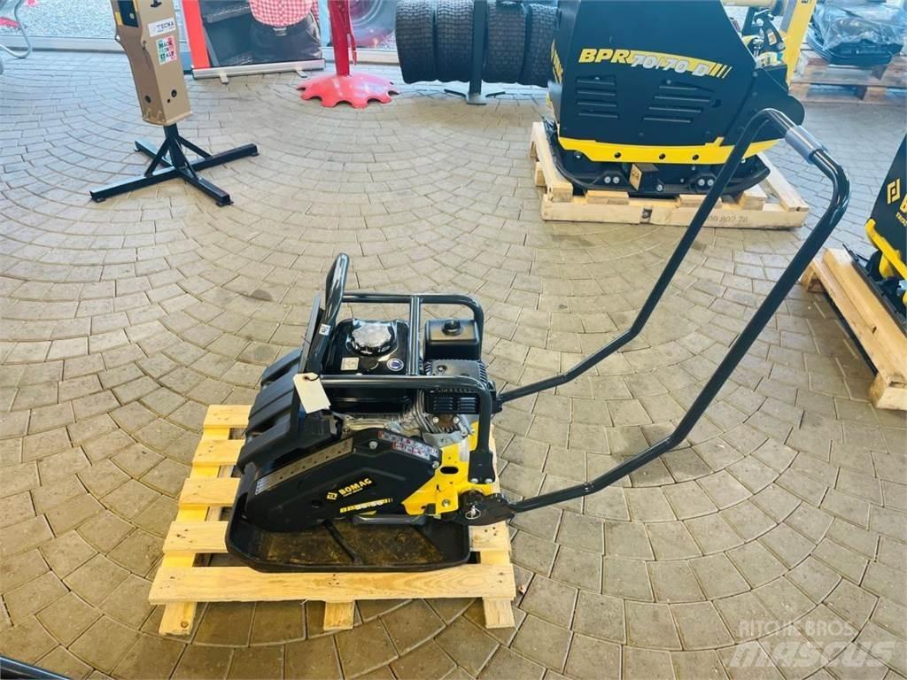 Bomag BP 25/50 Επίπεδοι κόπανοι