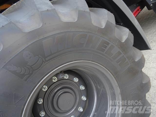 Case IH 721G Φορτωτές με λάστιχα (Τροχοφόροι)