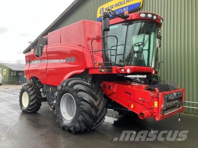 Case IH 8010 Θεριζοαλωνιστικές μηχανές