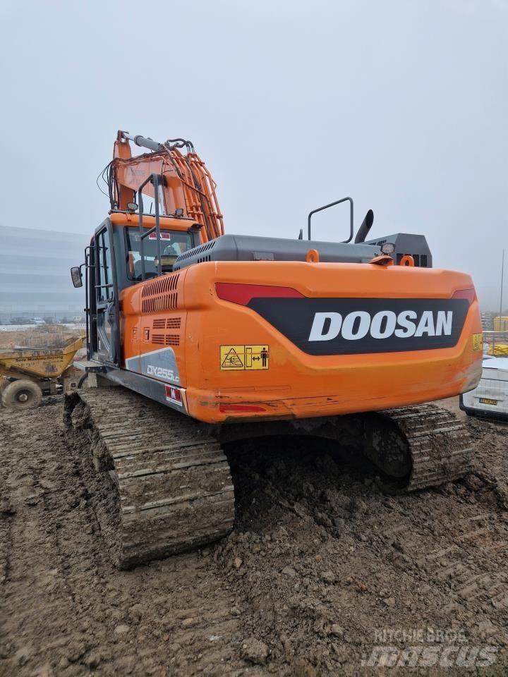 Doosan 255-5 Εκσκαφείς με ερπύστριες