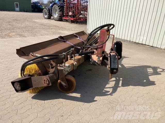  FF 2800 SP Άλλα μηχανήματα φροντίδας εδάφους