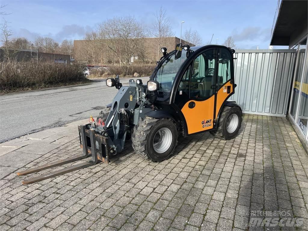 GiANT GT5048 Τηλεσκοπικοί ανυψωτές