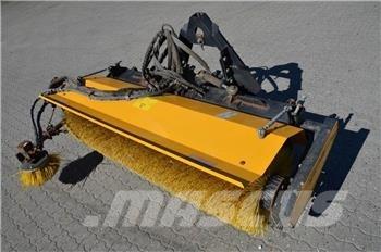 GMR 2000 Σκούπες