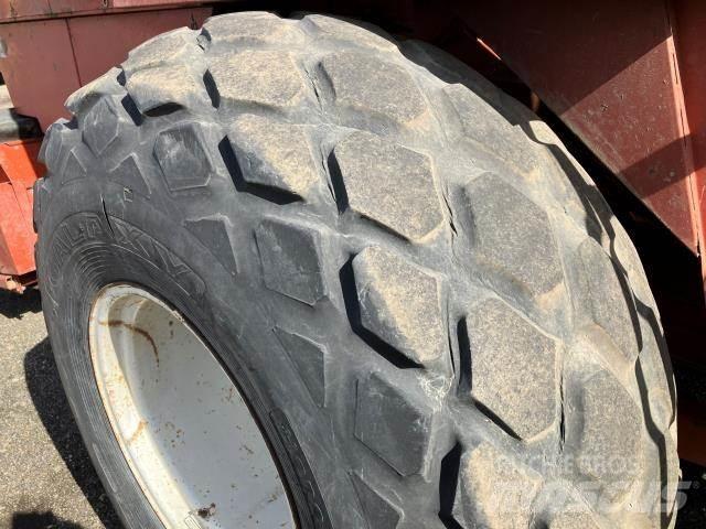 Hesston 4900 Πρέσες τετράγωνων δεμάτων