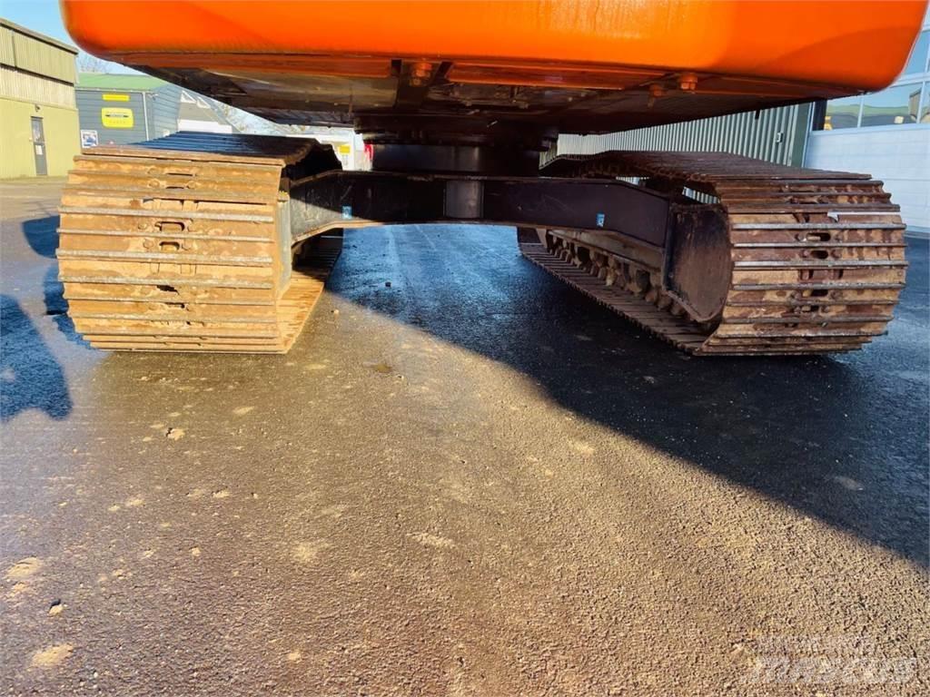 Hitachi ZX210-6 Εκσκαφείς με ερπύστριες