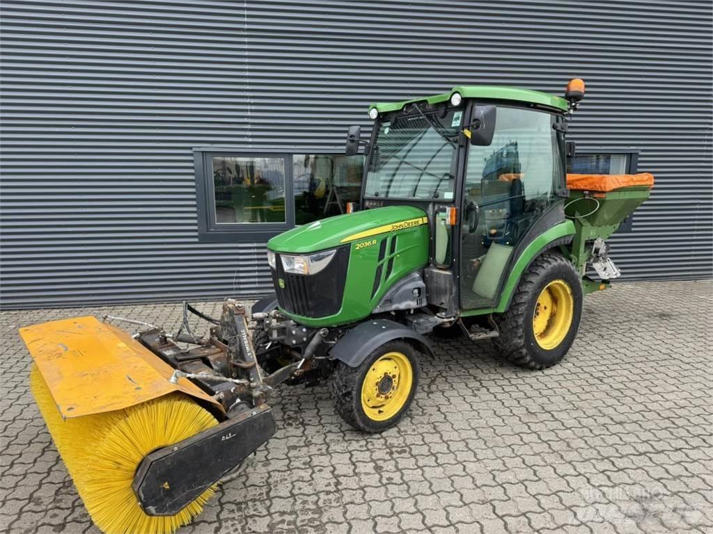 John Deere 2036R Τρακτέρ μικρών διαστάσεων