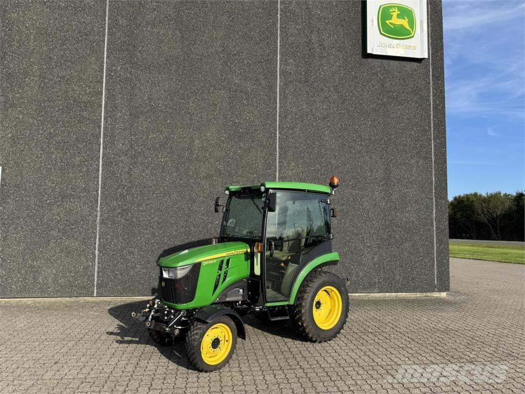 John Deere 2038R Τρακτέρ μικρών διαστάσεων